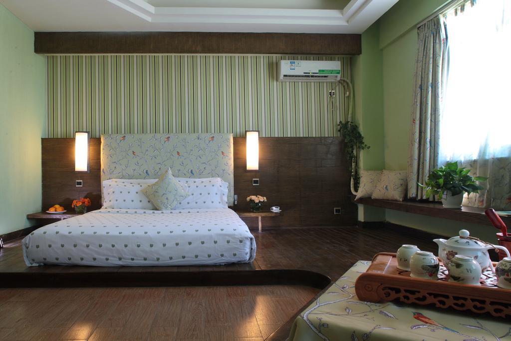 Forest City Resort Hotel Haikou  Rom bilde