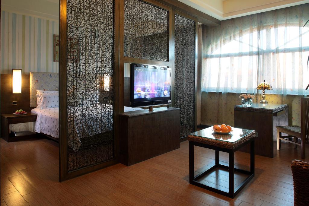 Forest City Resort Hotel Haikou  Rom bilde